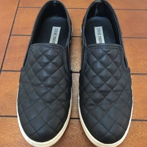 Steve Madden Ecentrcq Slip On Quilted Sneakers 8.5
